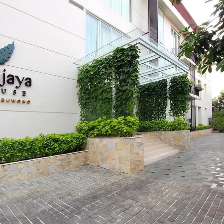 Dwijaya House Of Pakubuwono-3